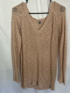 Charlotte Russe Beige V-Neck Lightweight Knit Sweater